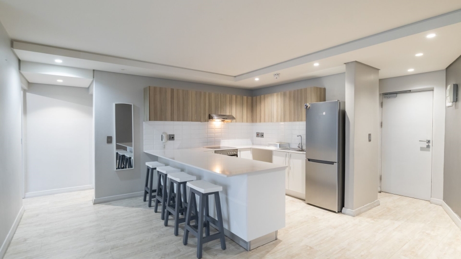 To Let 2 Bedroom Property for Rent in Green Point Western Cape